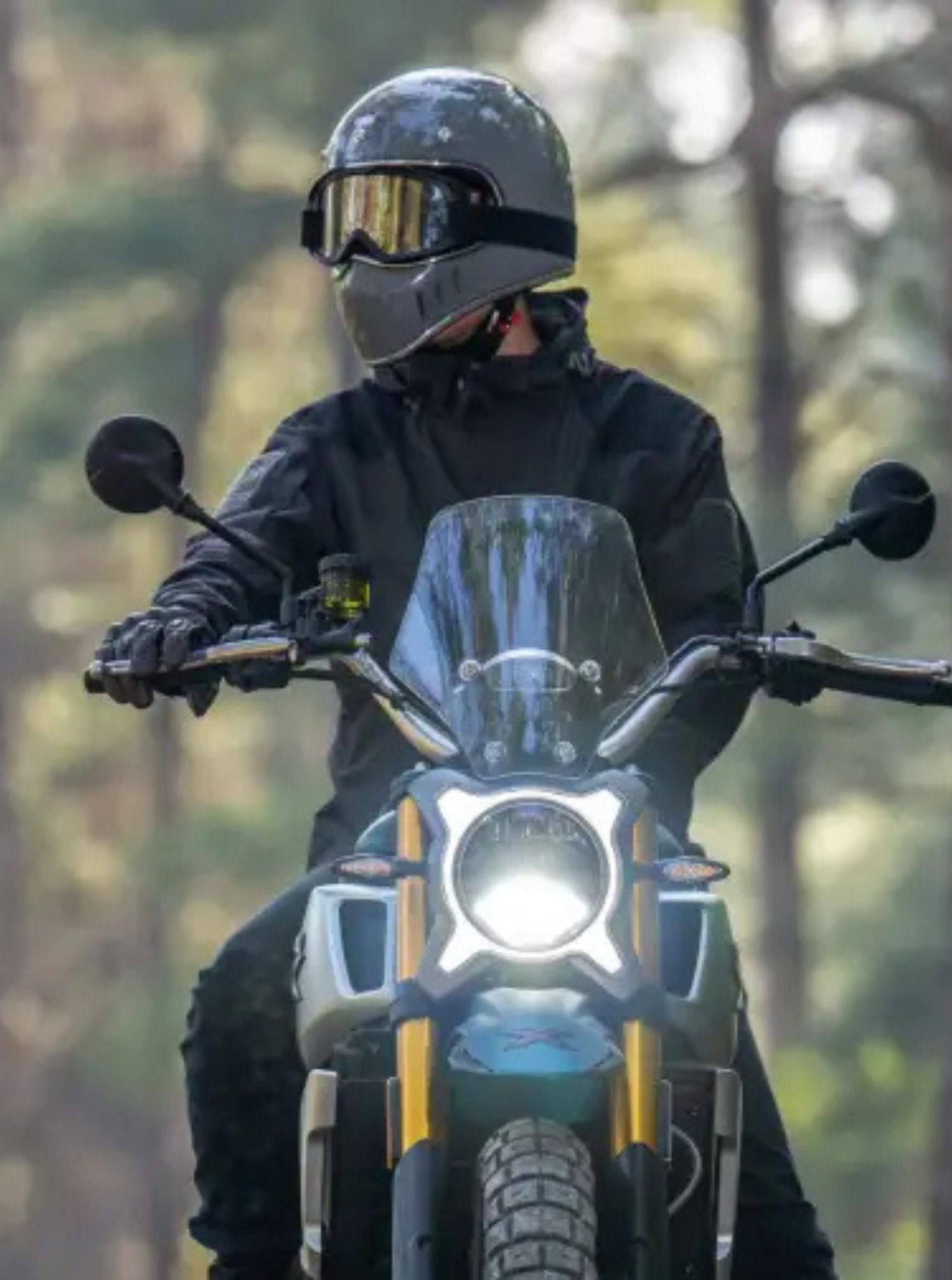 banner-mobile-cf-moto-legger